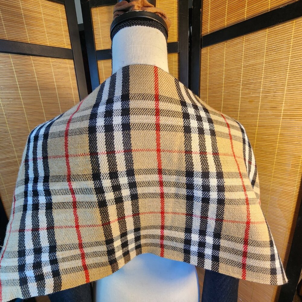 Burberry Scarf - Picture 10 of 11